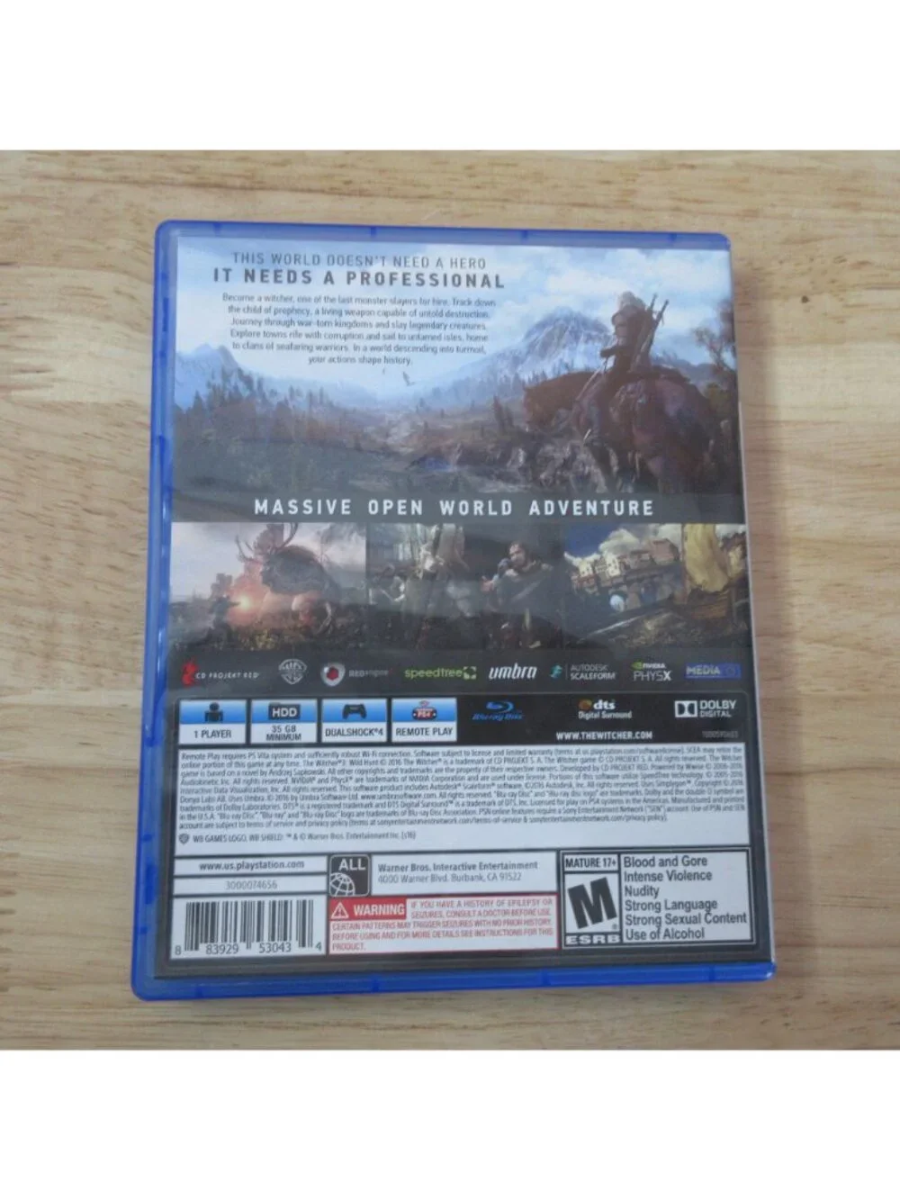 The Witcher 3 Wild Hunt PS4 (PlayStation 4, 2015) complete with map